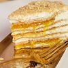 Фото к позиции меню Медовый торт Апельсин-Ром