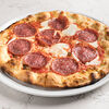 Фото к позиции меню Пицца с салями пикантная