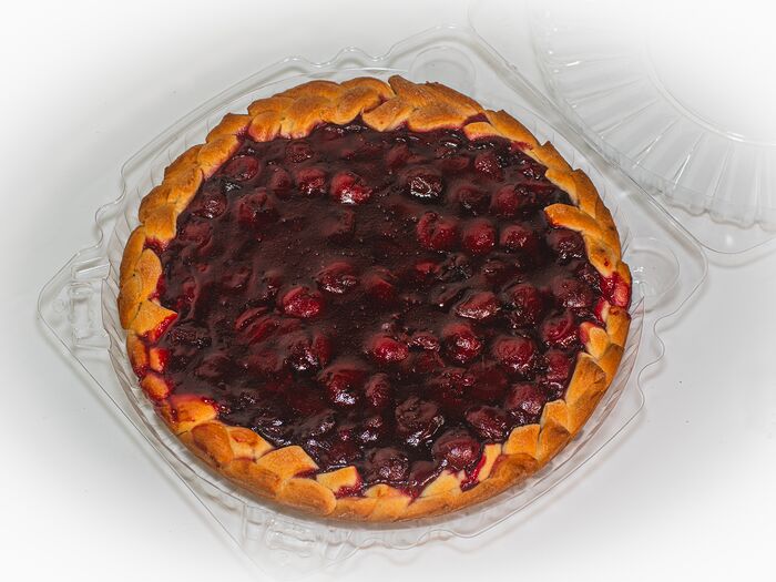 Пирог творожно-ягодный вишневый