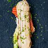 Фото к позиции меню Сет эклеров со слабосоленым лососем, авокадо и каперсами