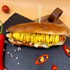 Фото к позиции меню Бургер-дог с куриной колбаской и сыром