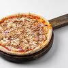 Фото к позиции меню Пицца с тунцом на ржаном тесте