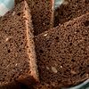 Фото к позиции меню Черный хлеб со льном и семенами подсолнуха