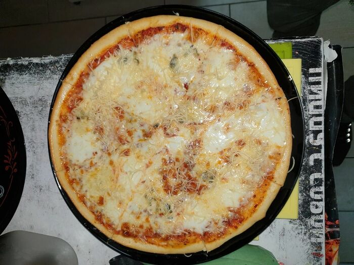Пицца Итальянская Четыре сыра