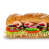 Фото к позиции меню Сэндвич с индейкой и ветчиной