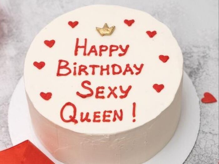 Бенто-торт Happy birthday sexy queen