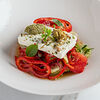 Фото к позиции меню Греческий салат с сыром фета, оливками и томатами