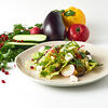 Фото к позиции меню Средиземноморский салат с баклажаном