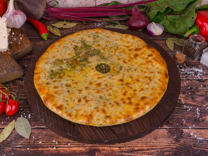 Осетинский пирог с сыром и свекольный листьями/ Цахараджын