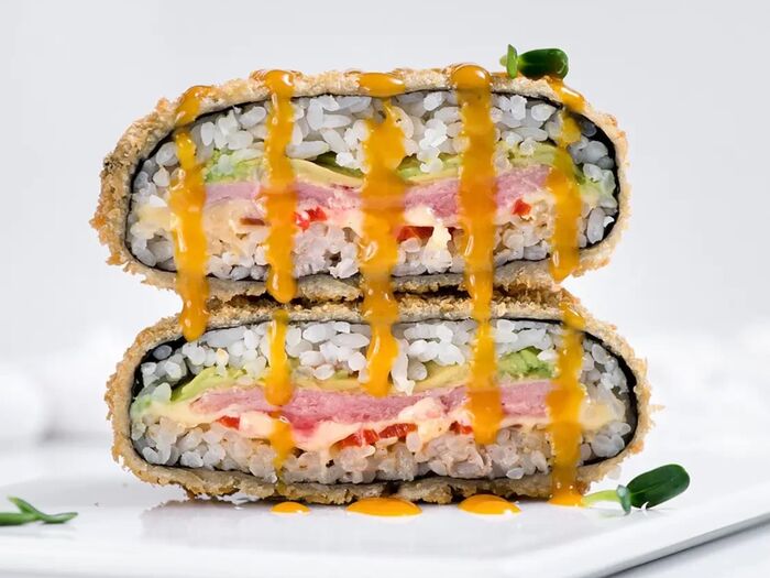 Суши-бургер с тунцом