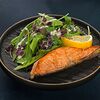 Фото к позиции меню Теплый салат с лососем