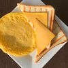 Фото к позиции меню Омлет с тостом и сыром
