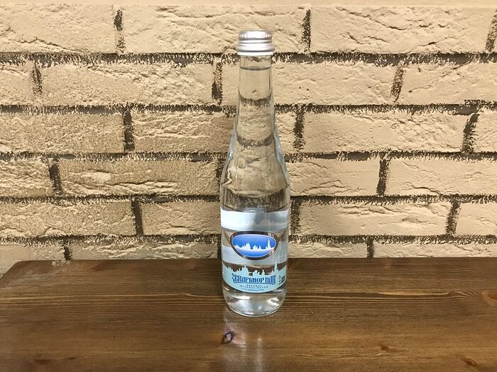 Вода питьевая газ, стекло