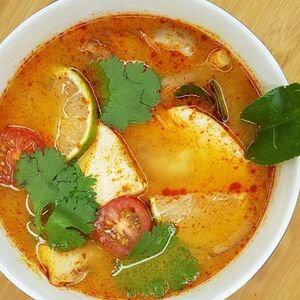 Tom yam с курицей