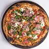Фото к позиции меню Пицца с копченым тунцом и маслинами
