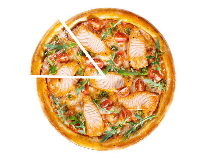 Пицца с лососем и соусом песто 40 см на тонк. тесте