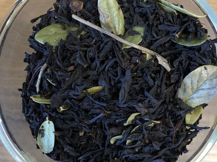Чёрный чай с добавками Брусничный