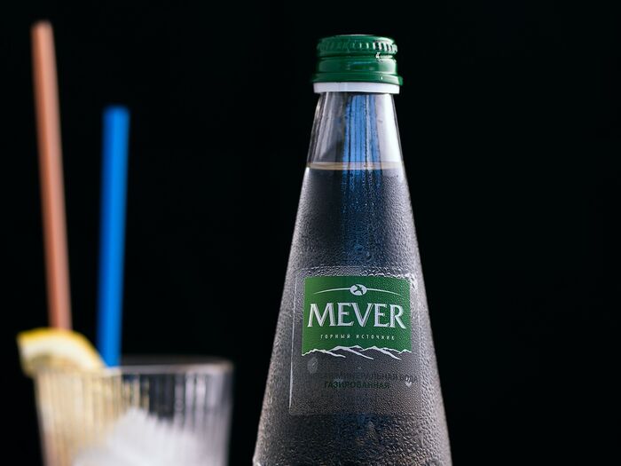 Минеральная вода Mever без газа