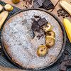 Фото к позиции меню Пирог с бананом и шоколадом