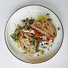 Фото к позиции меню Сэндвич с запеченными овощами и сырокопченой курицей