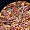 Фото к позиции меню Пицца из мясных деликатесов