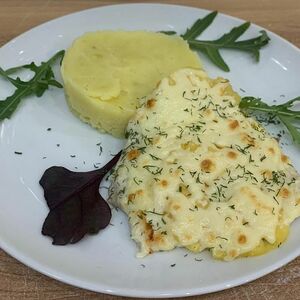 Куриное филе, запеченное с ананасом