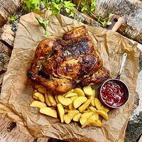 Курица гриль BBQ с айдахо и соусом BBQ