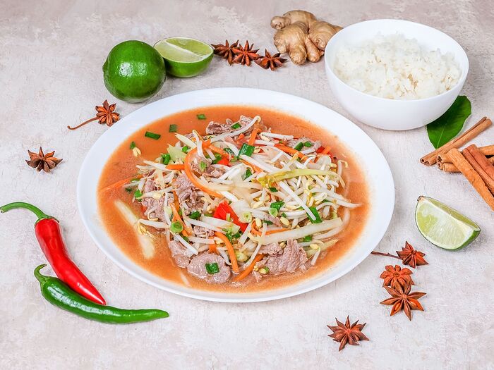 Бо com. Pho Viet.