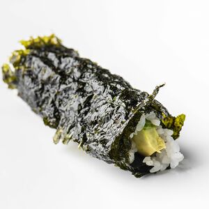 Hand rolls с авокадо