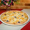 Фото к позиции меню Пицца Четыре сыра с фруктами