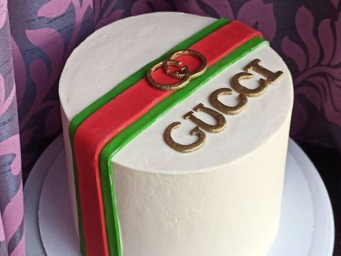 Торт Gucci