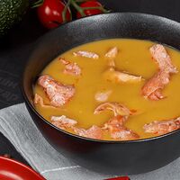 Крем-суп с лососем блюдо дня