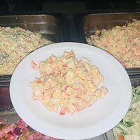 Салат крабовый с копченой курицей