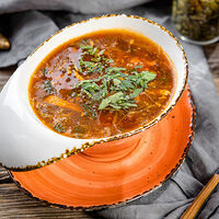 Кисло-острый суп с овощами