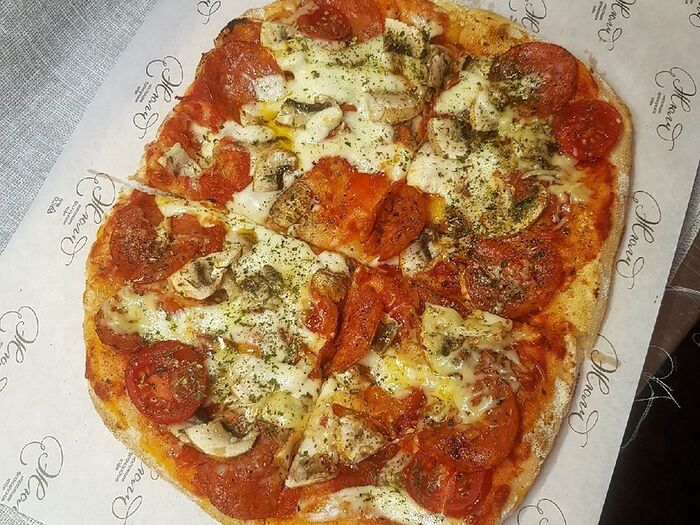 Римская пицца Пепперони с грибами