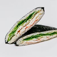 Суши-сэндвич со снежным крабом