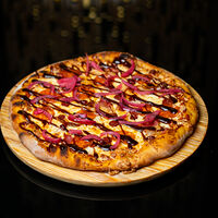 Пицца Пепперони с беконом и соусом BBQ
