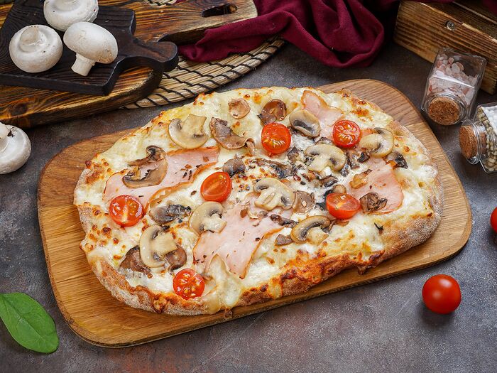 Пицца римская Прошутто-фунги