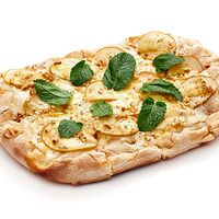 Пицца с сыром горгонзола и грушей