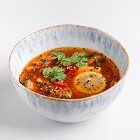 Острый вегетарианский суп с кимчи и тофу