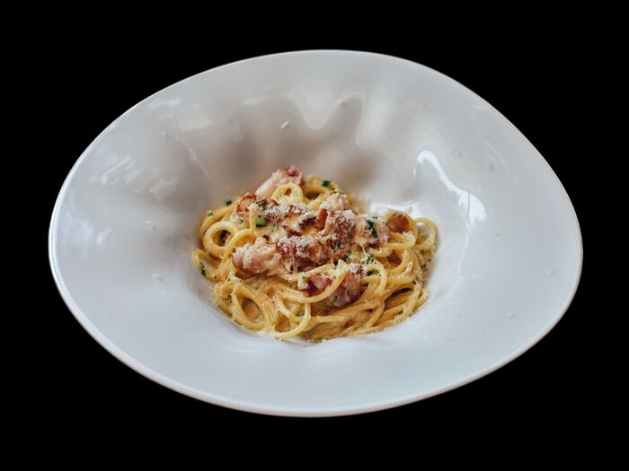 Спагетти Карбонара в сливочном соусе