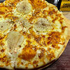 Фото к позиции меню Пицца с грушей и сыром Дор Блю