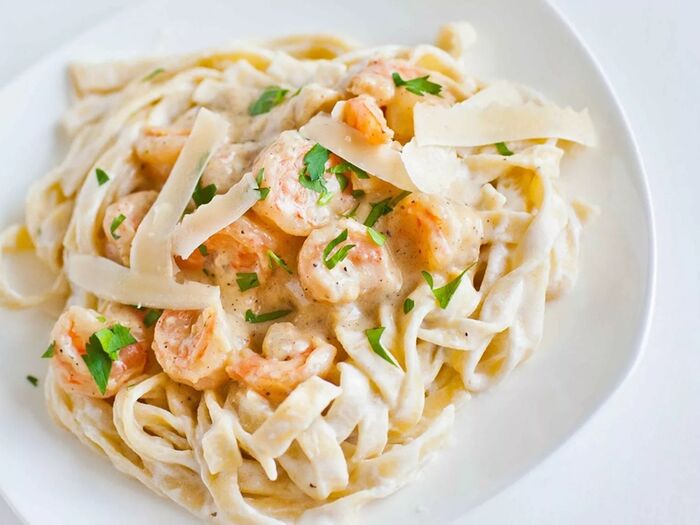 Fettuccine alfredo crevette