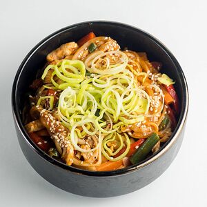 Wok AmPm с курицей