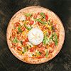 Фото к позиции меню Пицца Буррата с томатами классическая