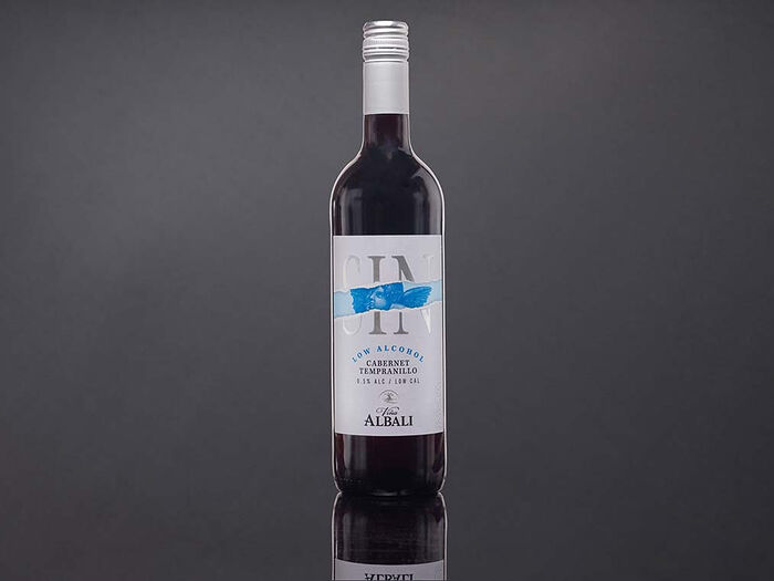 Вино безалкогольное красное Винья Албали Каберне Темпранильо