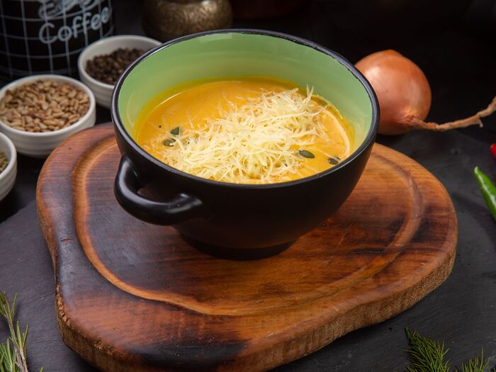 Крем-суп из тыквы с пармезаном