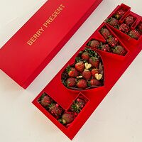 Клубника в шоколаде Love 25-30 ягод