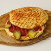 Фото к позиции меню Пита-тост с турецкой колбаской суджук и сыром