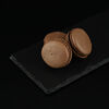 Фото к позиции меню Макаруны темный шоколад